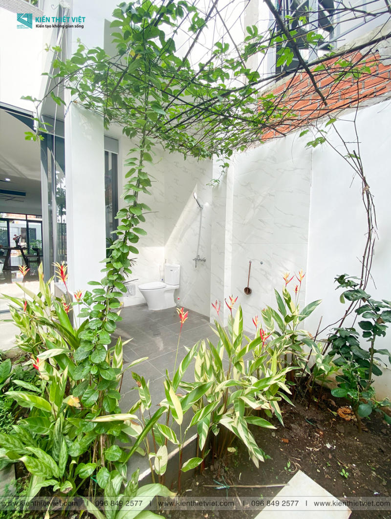 nhà vệ sinh lộ thiên (19)