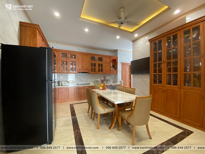 Phòng bếp biệt thự tân cổ điển (15)