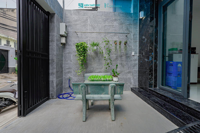 Hình ảnh sân trước (7)